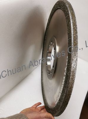 กว้าง 500 มิลลิเมตร เครื่องบดเพชรเคลือบไฟฟ้าสําหรับบดเหล็กเหล็ก