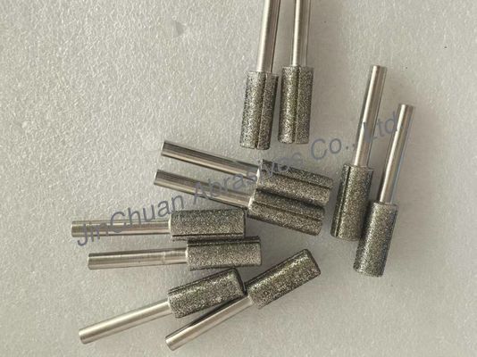 จุดที่ติดเพชรที่มีช่องสล็อต ชนิดของปินการบด